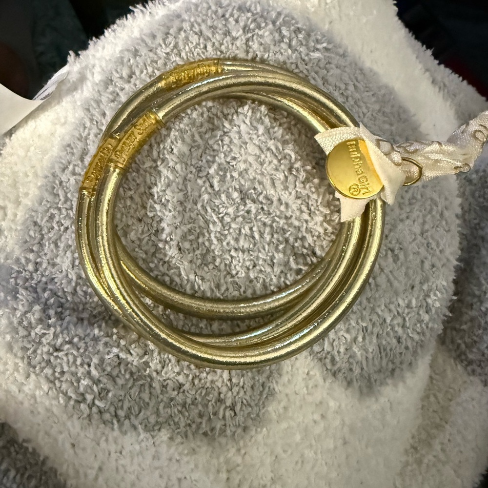 BudhaGirl Etoile Elegant Gold Bangle Bracelet Set